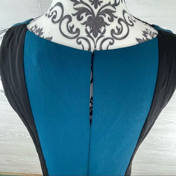 Rebecca Minkoff Keyhole Colorblock Silk Blend Shift Tank Top - Picture 5 of 8